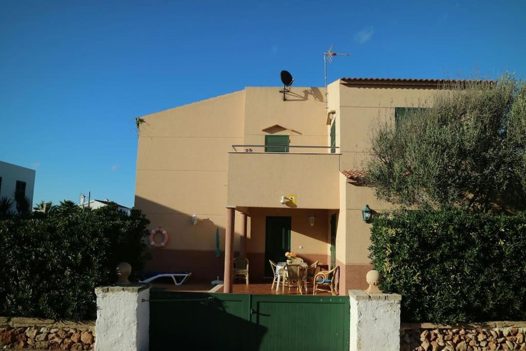 Spectacular Villa With Swimmingpool In Cala Blanca Cala Blanca  Bagian luar foto