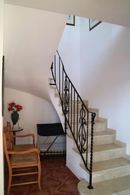 Spectacular Villa With Swimmingpool In Cala Blanca Cala Blanca  Bagian luar foto